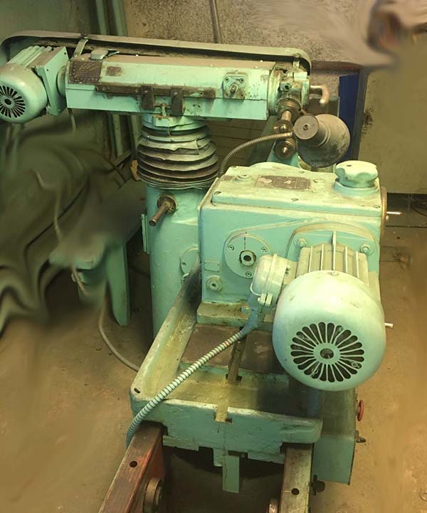 Фото заточувального верстата для протяжок 360М Фото заточувального верстата для протяжок 360М